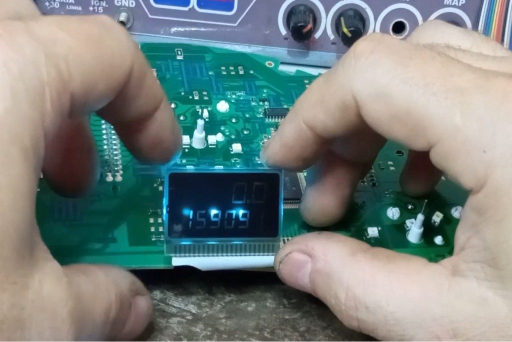Teste do conjunto display e placa na bancada